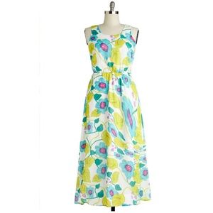 Gorgeous floral print maxi dress